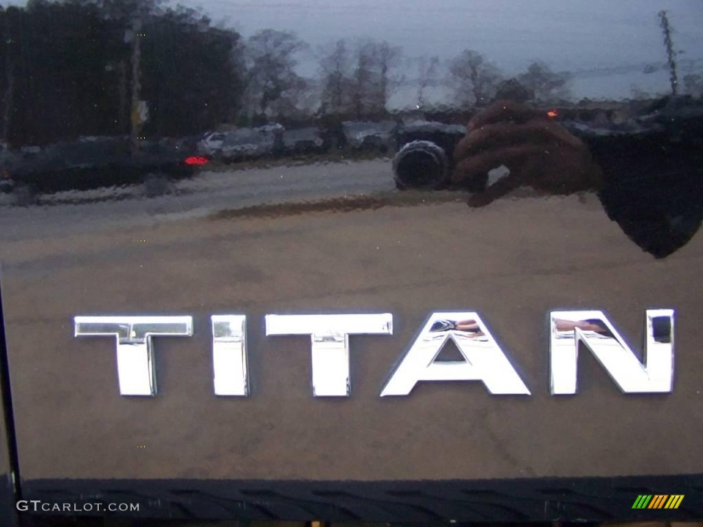 2007 Titan SE Crew Cab 4x4 - Galaxy Black / Graphite Black/Titanium photo #15