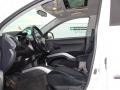 Diamond White Pearl - Outlander LS 4WD Photo No. 10