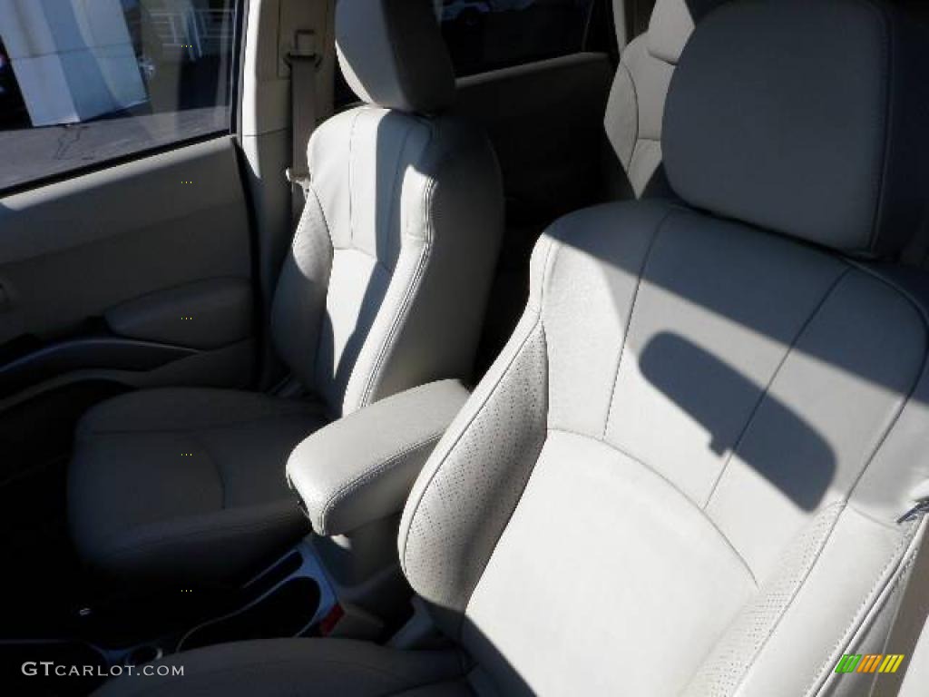 2007 Outlander XLS 4WD - Deep Blue Metallic / Beige photo #15