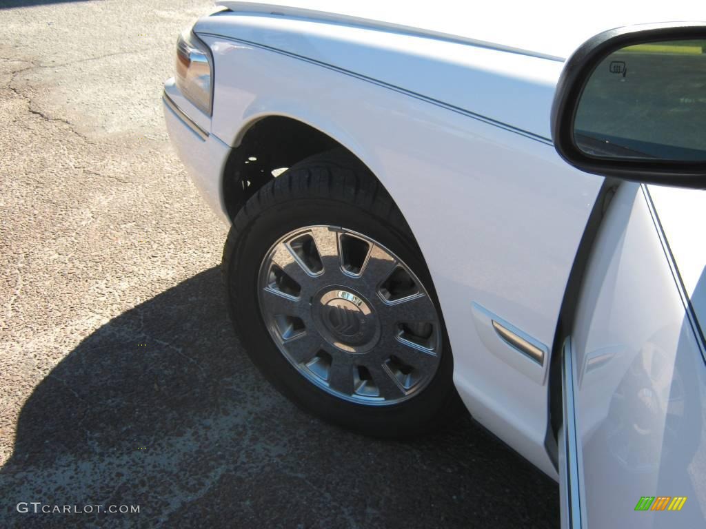 2006 Grand Marquis LS - Vibrant White / Light Camel photo #12