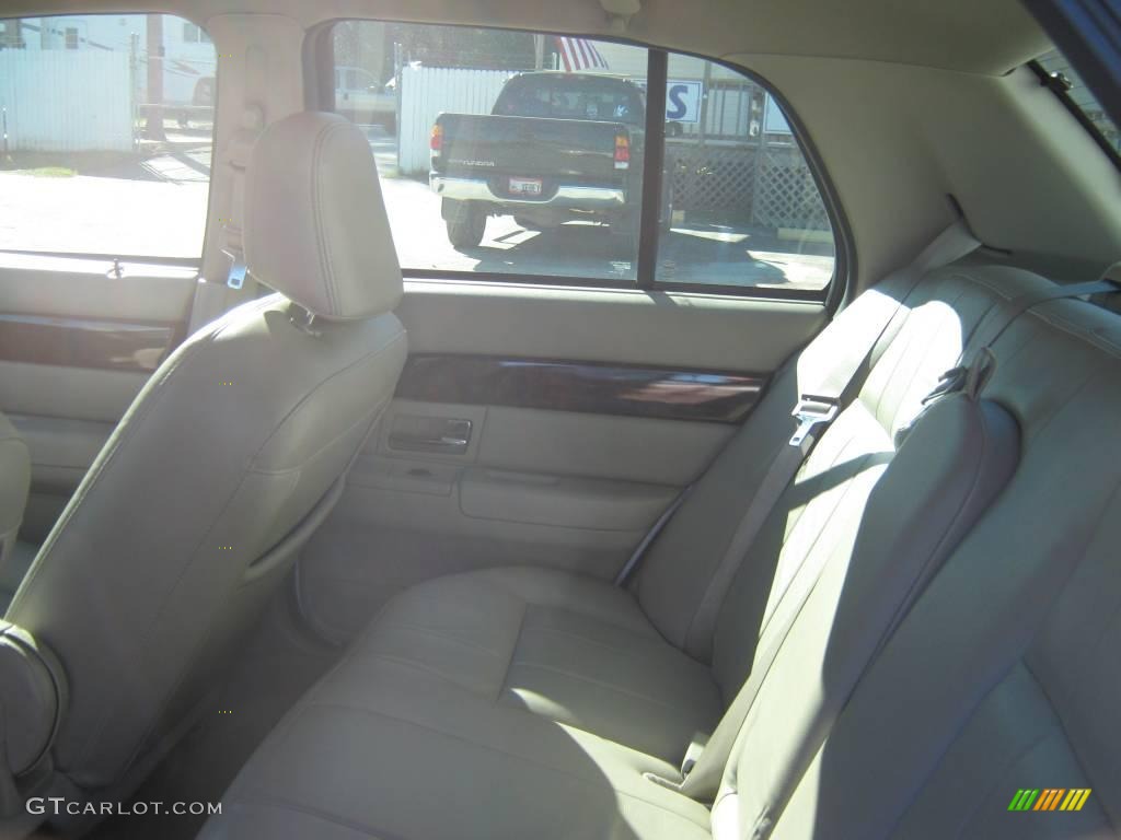 2006 Grand Marquis LS - Vibrant White / Light Camel photo #18