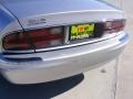 2001 Sterling Silver Metallic Buick Park Avenue   photo #23