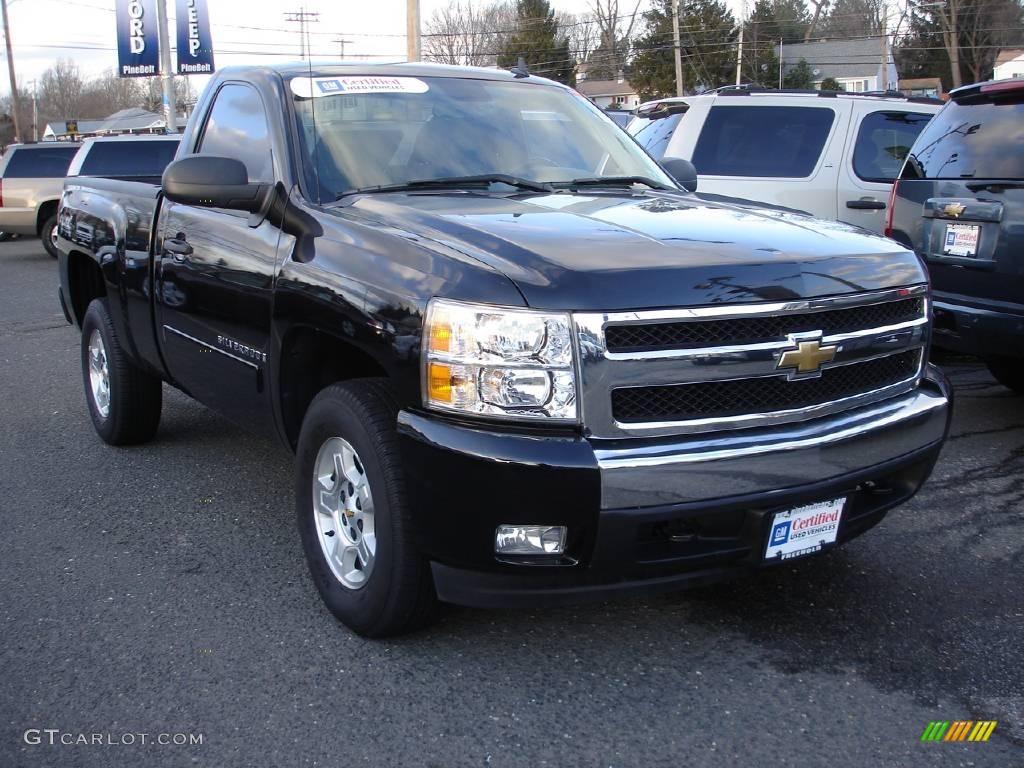 2008 Silverado 1500 LT Regular Cab 4x4 - Black / Ebony photo #3