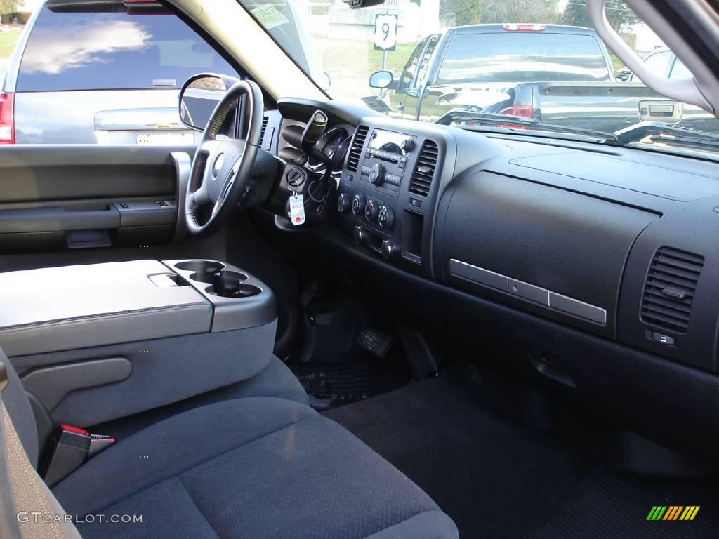 2008 Silverado 1500 LT Regular Cab 4x4 - Black / Ebony photo #11