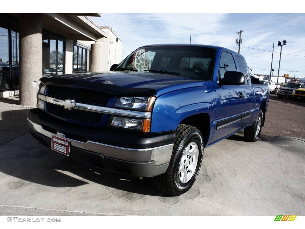 2004 Silverado 1500 LS Extended Cab 4x4 - Arrival Blue Metallic / Medium Gray photo #24