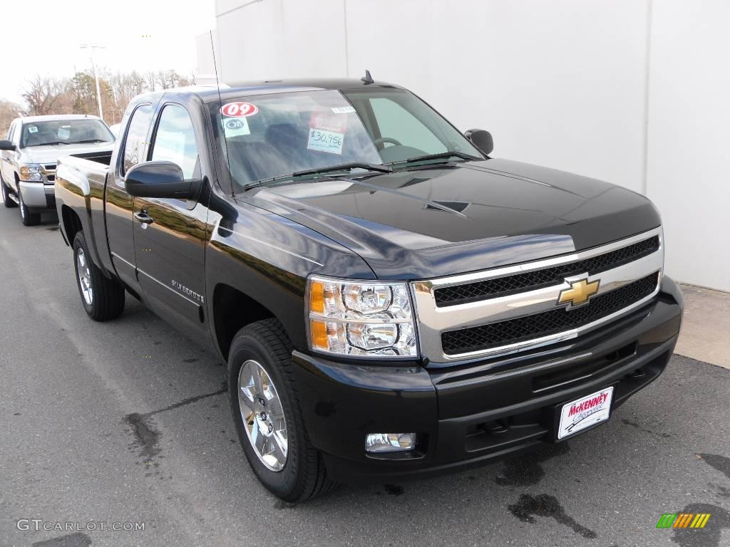 2009 Silverado 1500 LTZ Extended Cab 4x4 - Black Granite Metallic / Light Titanium photo #7