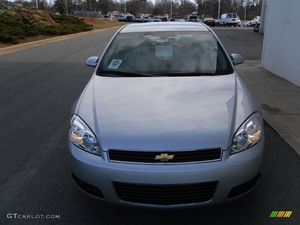 2010 Impala LT - Silver Ice Metallic / Gray photo #11