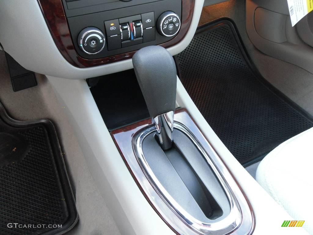 2010 Impala LT - Silver Ice Metallic / Gray photo #40