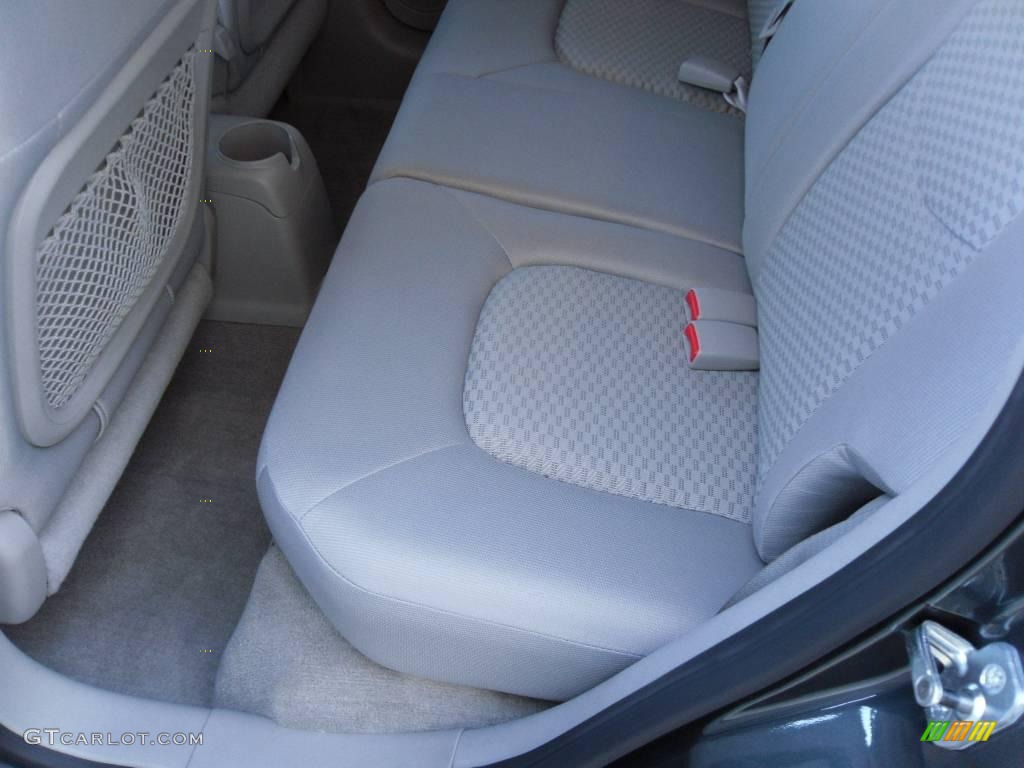 2010 HHR LS - Cyber Gray Metallic / Gray photo #12