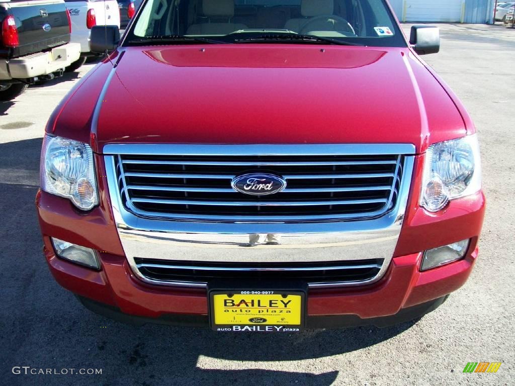 2009 Explorer XLT - Sangria Red Metallic / Camel photo #1