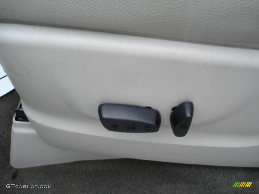2005 Town & Country Touring - Midnight Blue Pearl / Dark Khaki/Light Graystone photo #13