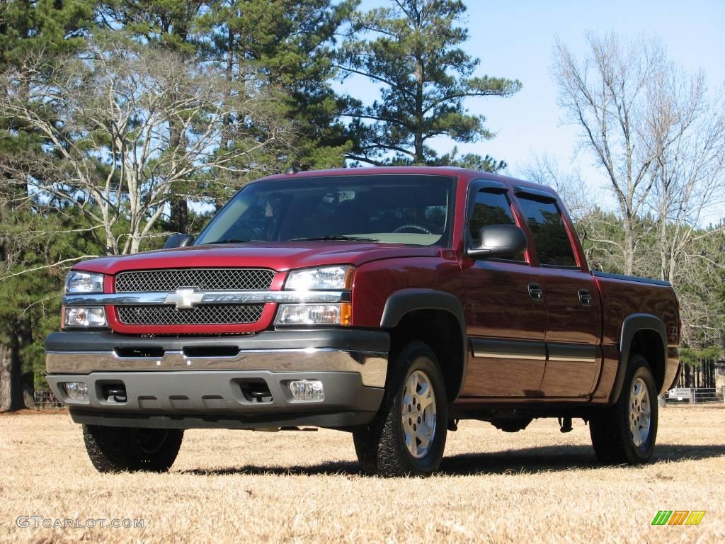 2005 Silverado 1500 Z71 Crew Cab 4x4 - Sport Red Metallic / Tan photo #2
