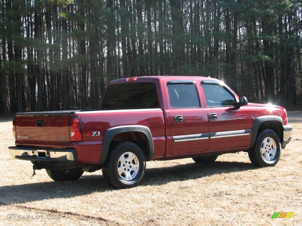 2005 Silverado 1500 Z71 Crew Cab 4x4 - Sport Red Metallic / Tan photo #5