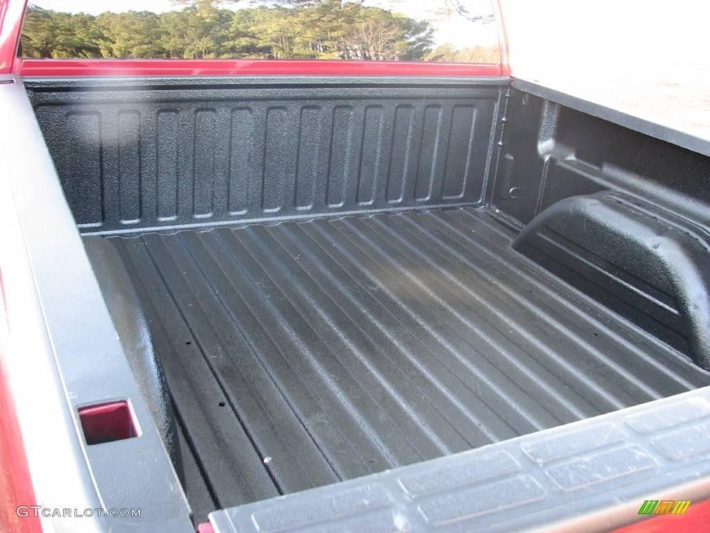 2005 Silverado 1500 Z71 Crew Cab 4x4 - Sport Red Metallic / Tan photo #8