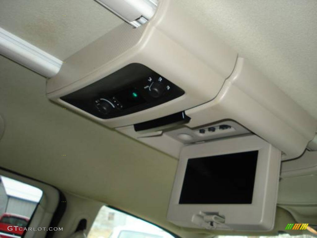 2005 Town & Country Touring - Midnight Blue Pearl / Dark Khaki/Light Graystone photo #30