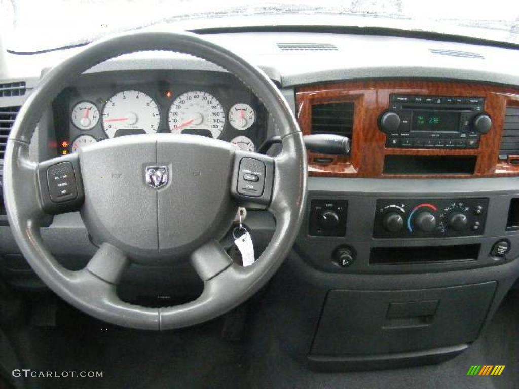 2006 Ram 1500 SLT Quad Cab 4x4 - Inferno Red Crystal Pearl / Medium Slate Gray photo #15
