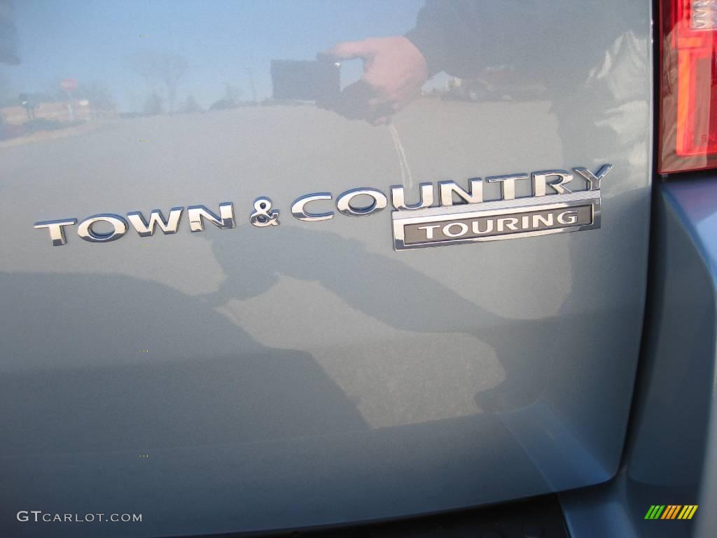 2010 Town & Country Touring - Clearwater Blue Pearl / Medium Slate Gray/Light Shale photo #7