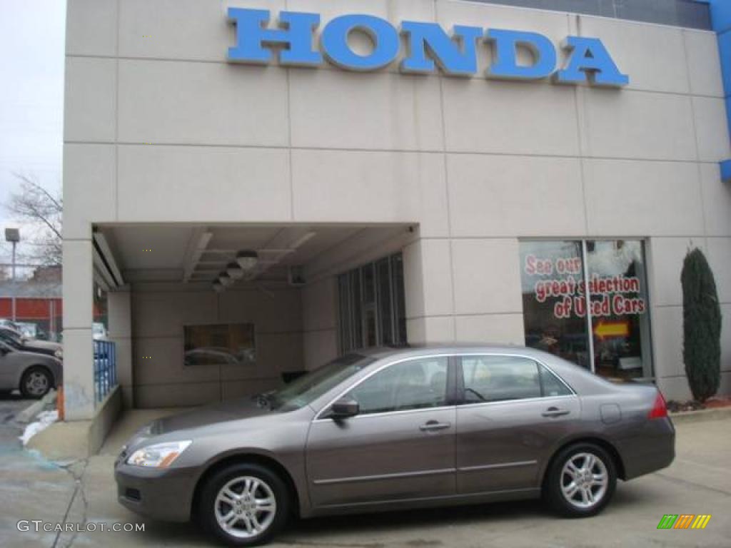 Carbon Bronze Pearl Honda Accord