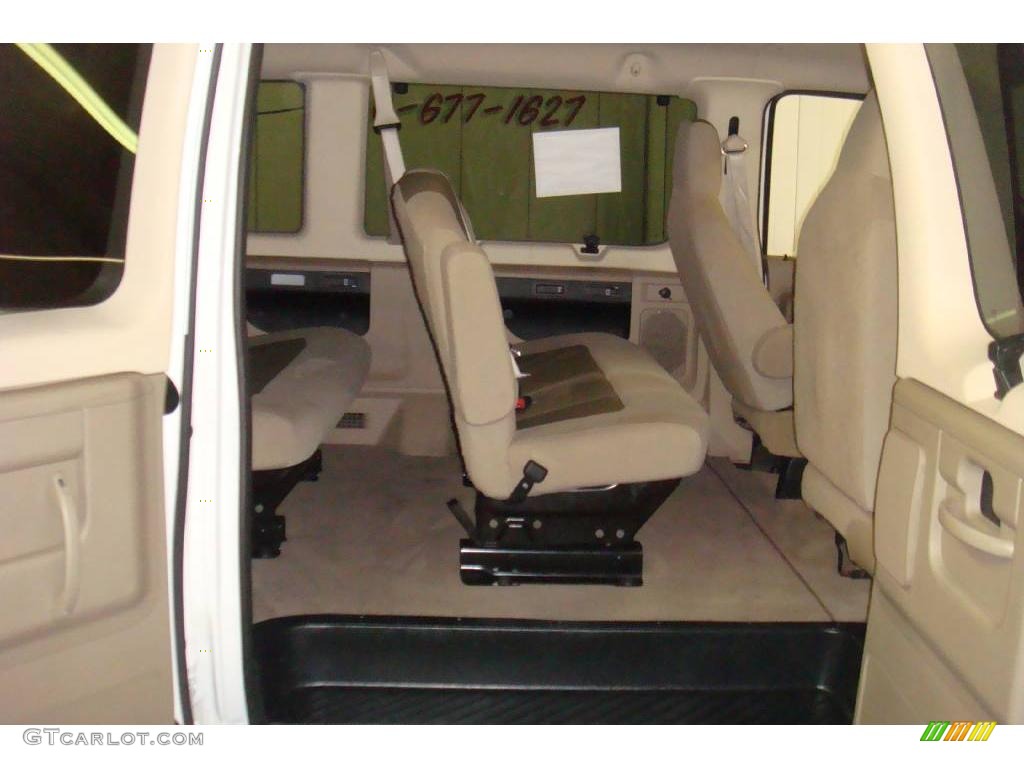 2009 E Series Van E350 Super Duty XLT Passenger - Oxford White / Medium Pebble photo #8