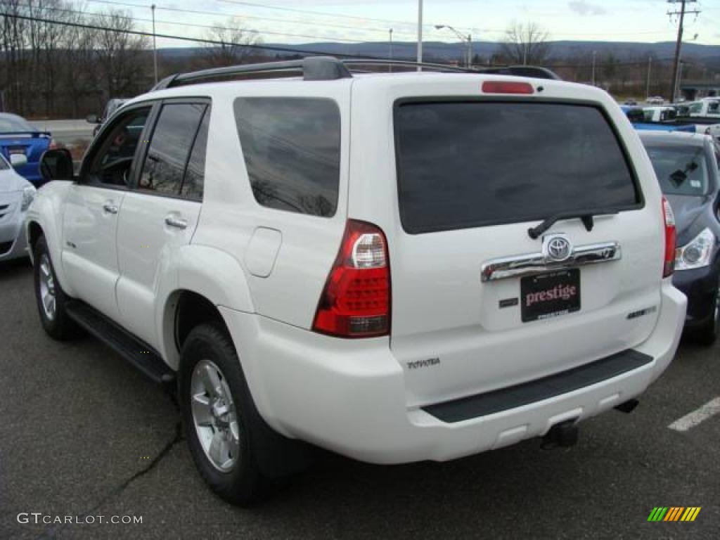 2006 4Runner SR5 4x4 - Natural White / Stone Gray photo #4