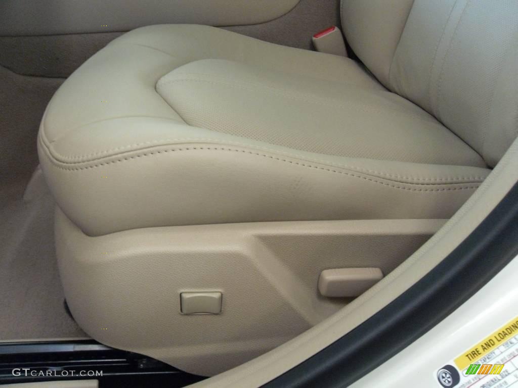 2010 CTS 4 3.0 AWD Sport Wagon - White Diamond Tricoat / Cashmere/Cocoa photo #9