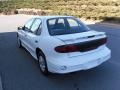 2001 Arctic White Pontiac Sunfire SE Sedan  photo #2