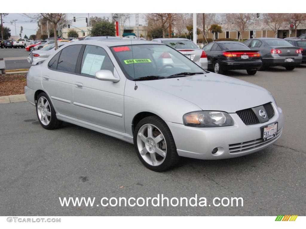 2005 Sentra SE-R Spec V - Brilliant Aluminum / Charcoal photo #1