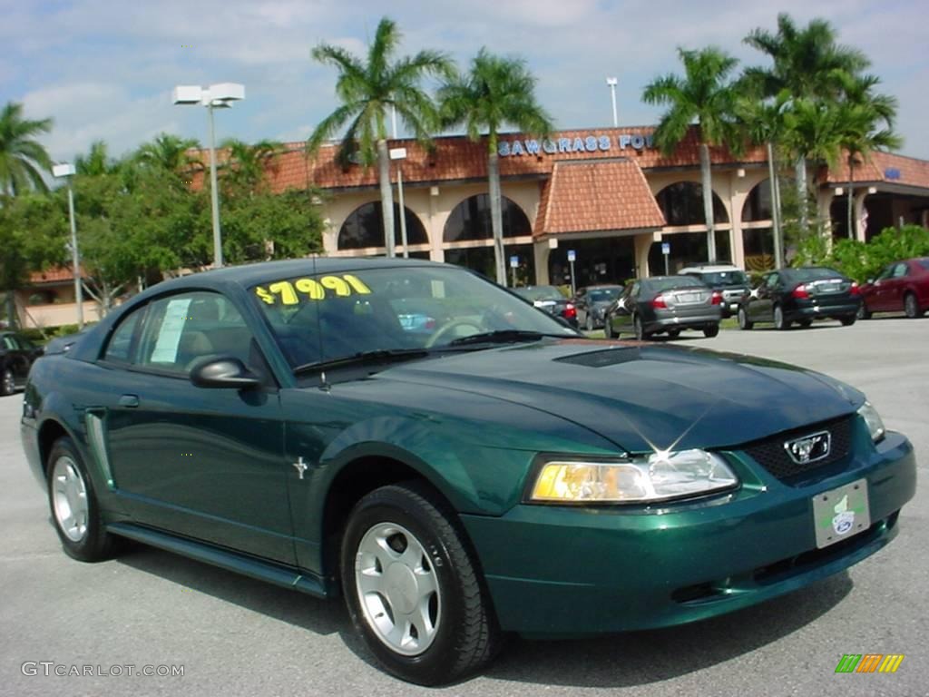 2000 Mustang V6 Coupe - Amazon Green Metallic / Medium Parchment photo #1