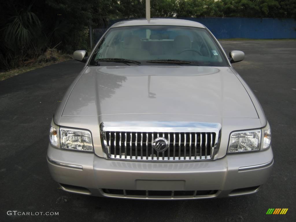 2006 Grand Marquis GS - Silver Birch Metallic / Medium Light Stone photo #2