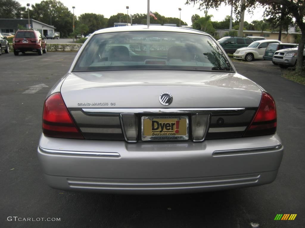 2006 Grand Marquis GS - Silver Birch Metallic / Medium Light Stone photo #5