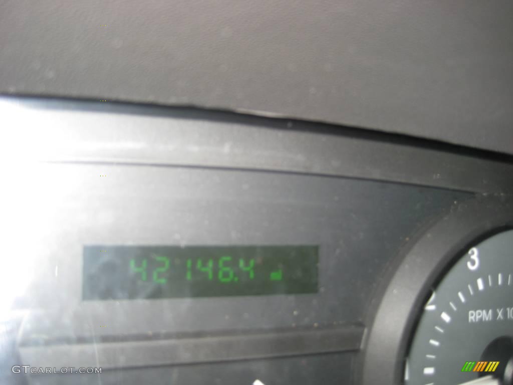 2006 Grand Marquis GS - Silver Birch Metallic / Medium Light Stone photo #10