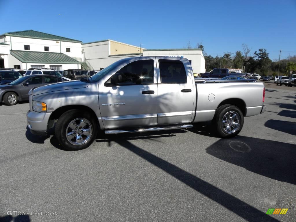 2004 Ram 1500 Laramie Quad Cab - Bright Silver Metallic / Dark Slate Gray photo #2