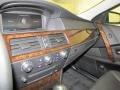 Jet Black - 5 Series 525i Sedan Photo No. 41