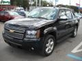 Black - Avalanche LTZ 4x4 Photo No. 14