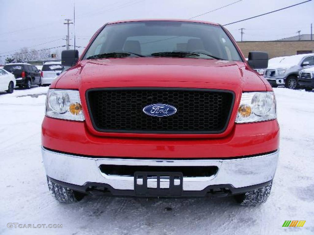 2006 F150 XLT SuperCab 4x4 - Bright Red / Tan photo #8