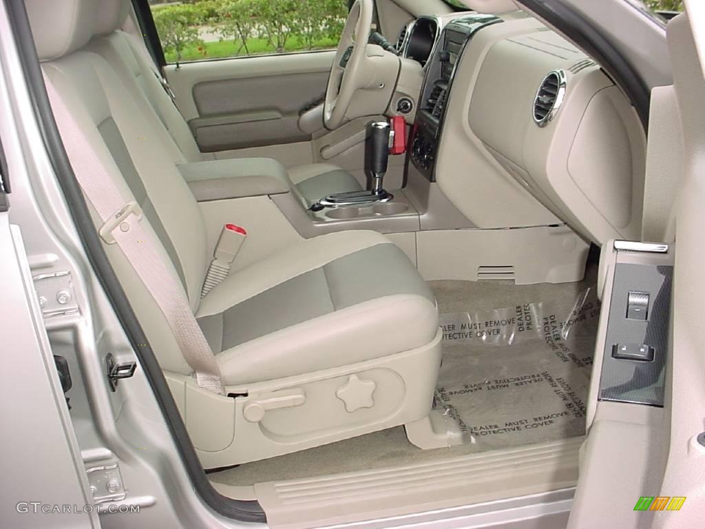 2006 Explorer XLT - Silver Birch Metallic / Camel photo #12