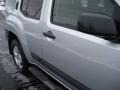 Silver Lightning - Xterra SE 4x4 Photo No. 5