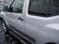 Silver Lightning - Xterra SE 4x4 Photo No. 9