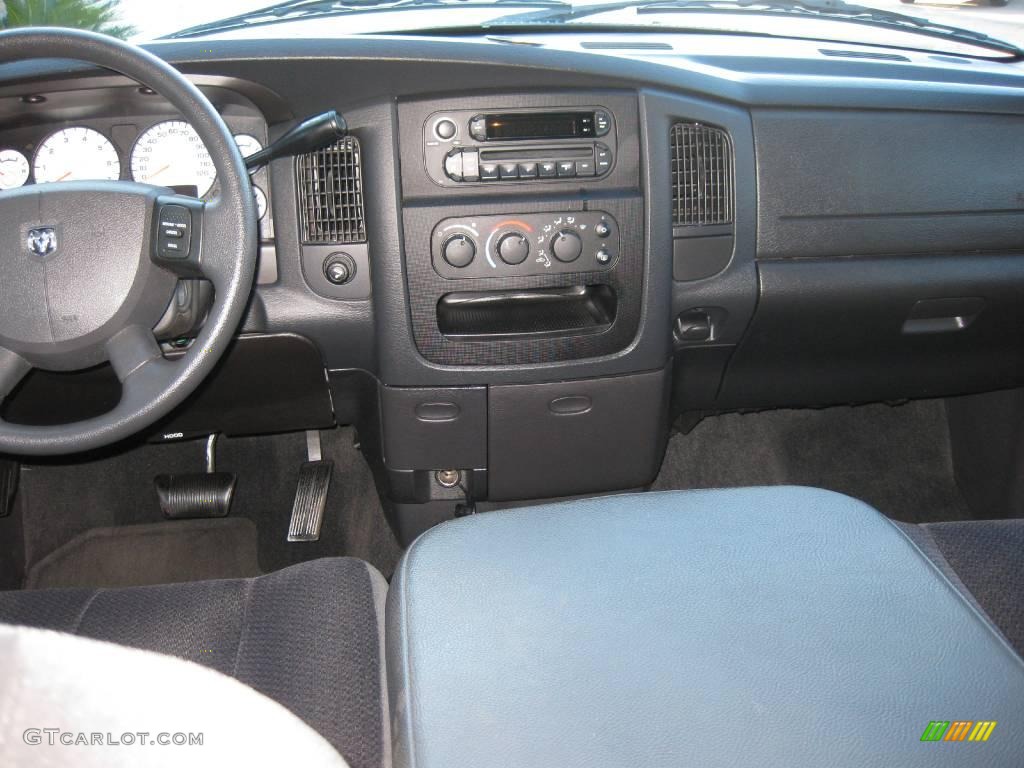 2005 Ram 1500 SLT Quad Cab 4x4 - Patriot Blue Pearl / Dark Slate Gray photo #10