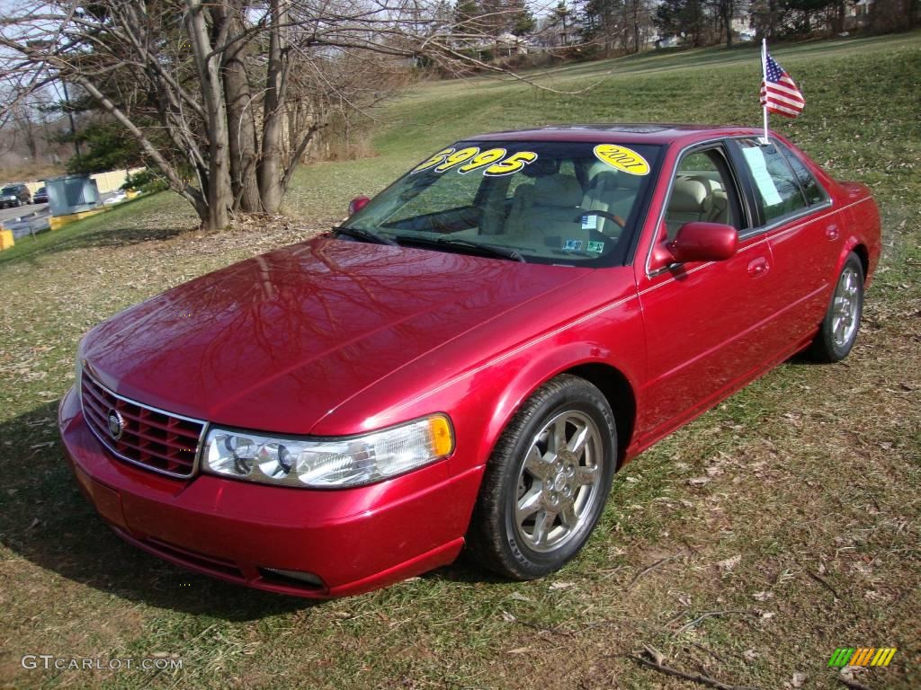 2001 Seville STS - Crimson Red / Oatmeal photo #1