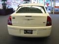 Cool Vanilla White - 300 Touring Photo No. 5
