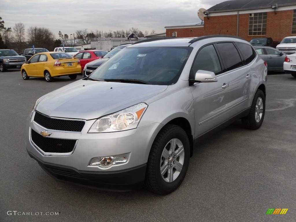 2010 Traverse LT - Silver Ice Metallic / Ebony photo #1