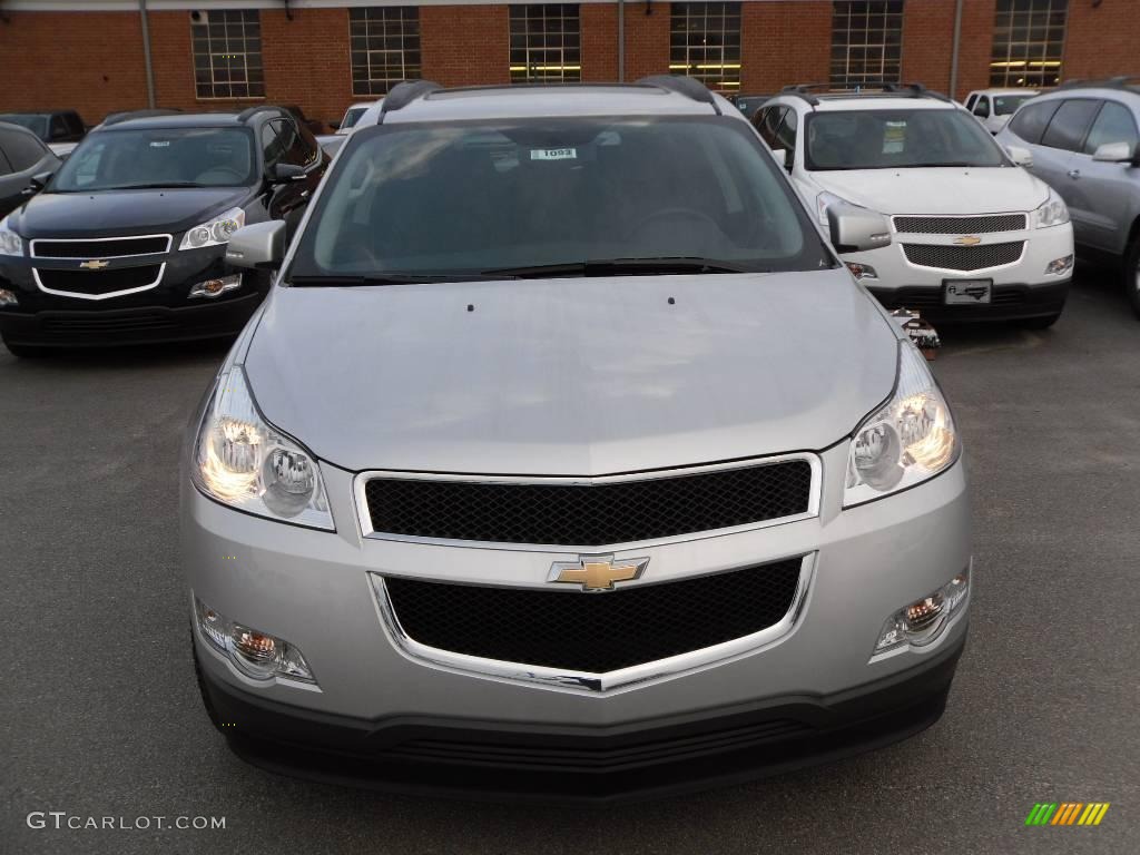2010 Traverse LT - Silver Ice Metallic / Ebony photo #6