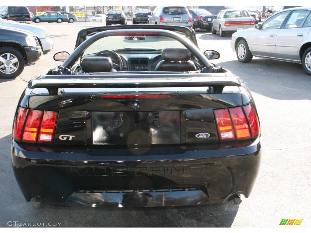 2002 Mustang GT Convertible - Black / Dark Charcoal photo #6