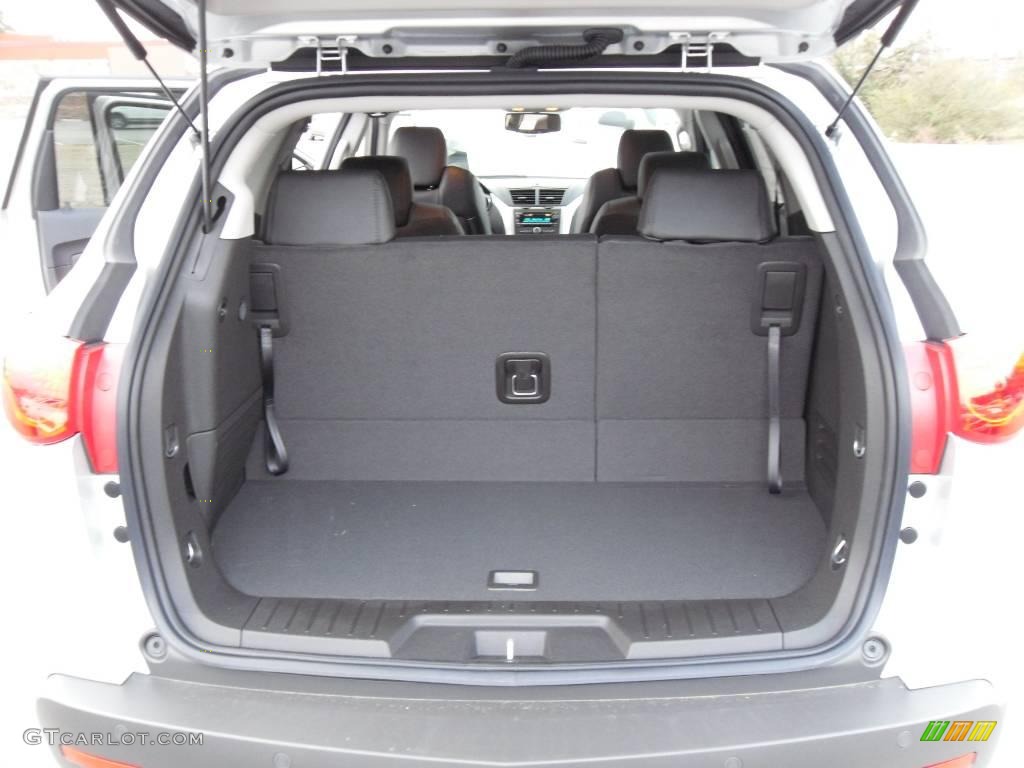 2010 Traverse LT - Silver Ice Metallic / Ebony photo #12