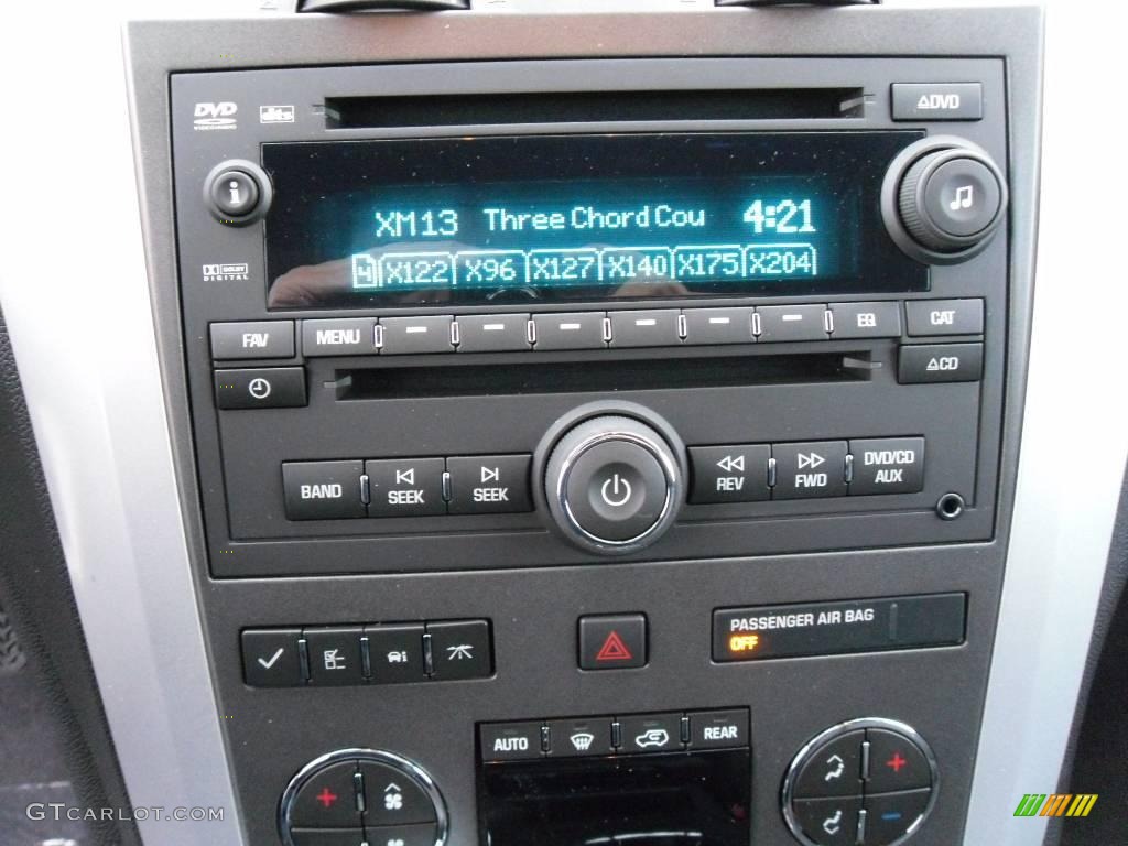 2010 Traverse LT - Silver Ice Metallic / Ebony photo #26