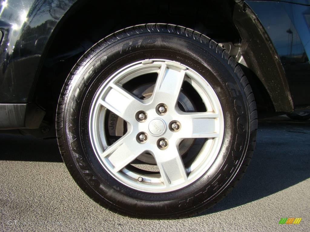 2006 Grand Cherokee Laredo 4x4 - Black / Medium Slate Gray photo #6