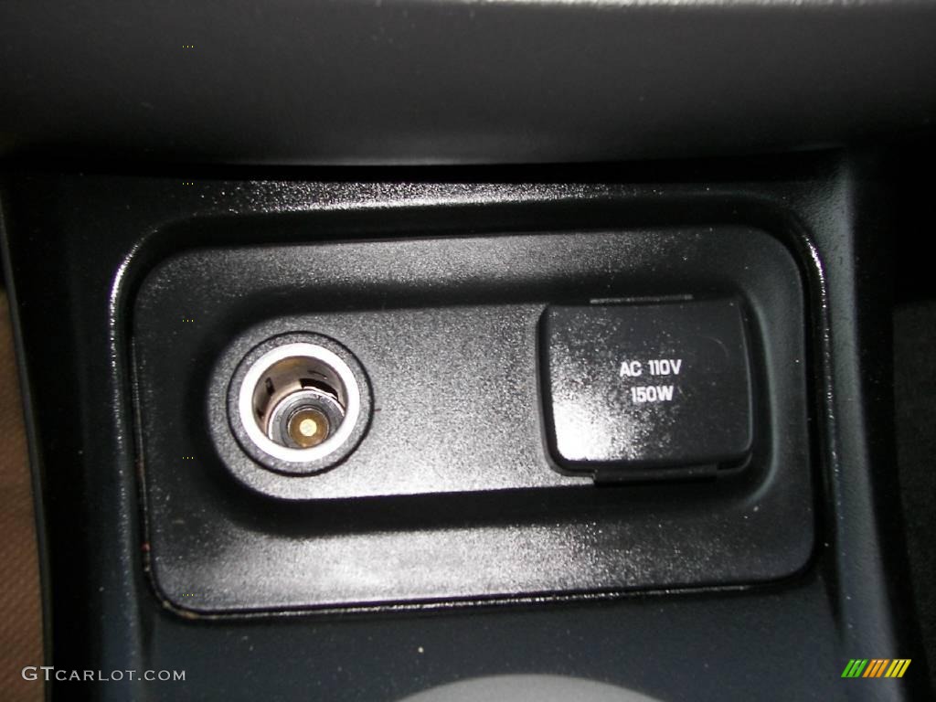 2006 Escape Hybrid 4WD - Black / Medium/Dark Flint photo #17