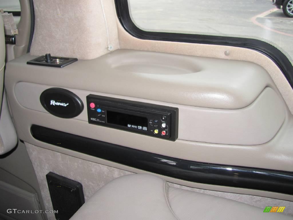 2006 Express 1500 Passenger Conversion - Dark Blue Metallic / Neutral Beige photo #20