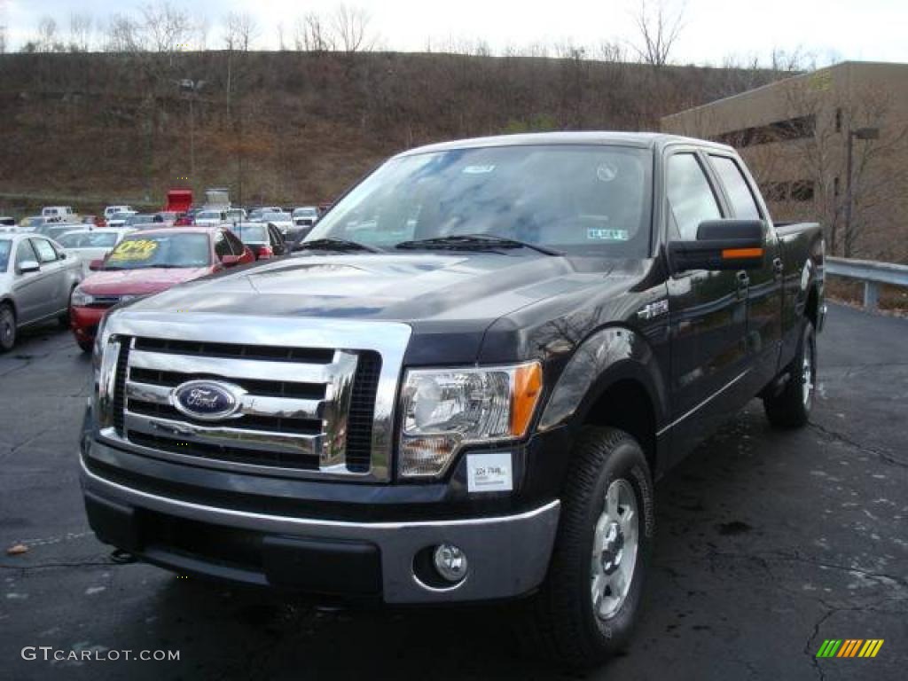 2010 F150 XLT SuperCrew 4x4 - Tuxedo Black / Tan photo #7